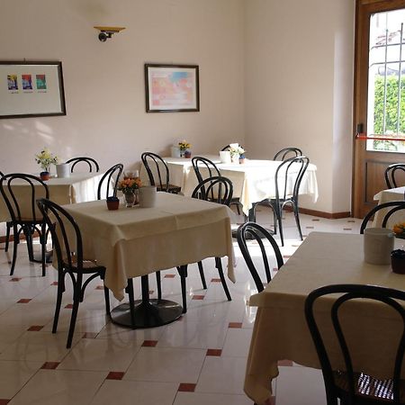 Hotel Armando' S ซุลโมนา ภายนอก รูปภาพ